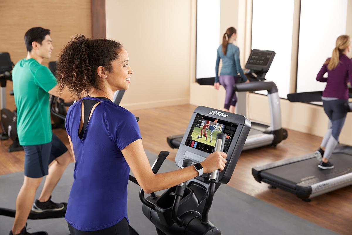 Life Fitness Platinum Club Series Cardio Training 12