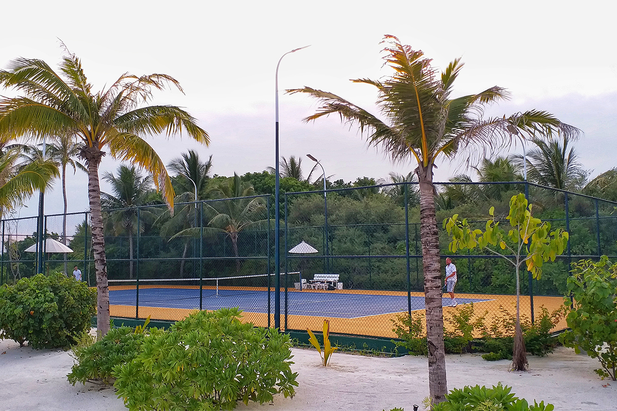 Ozen Resort Tennis Maldives 1